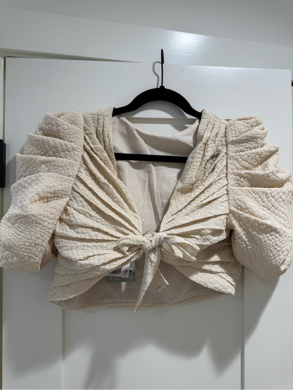 H&M Tie-Front Puff Sleeve Crop Top - Cream